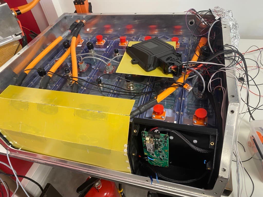 Formula Student accumulator and BMS wiring configured for EMI reproduction tests