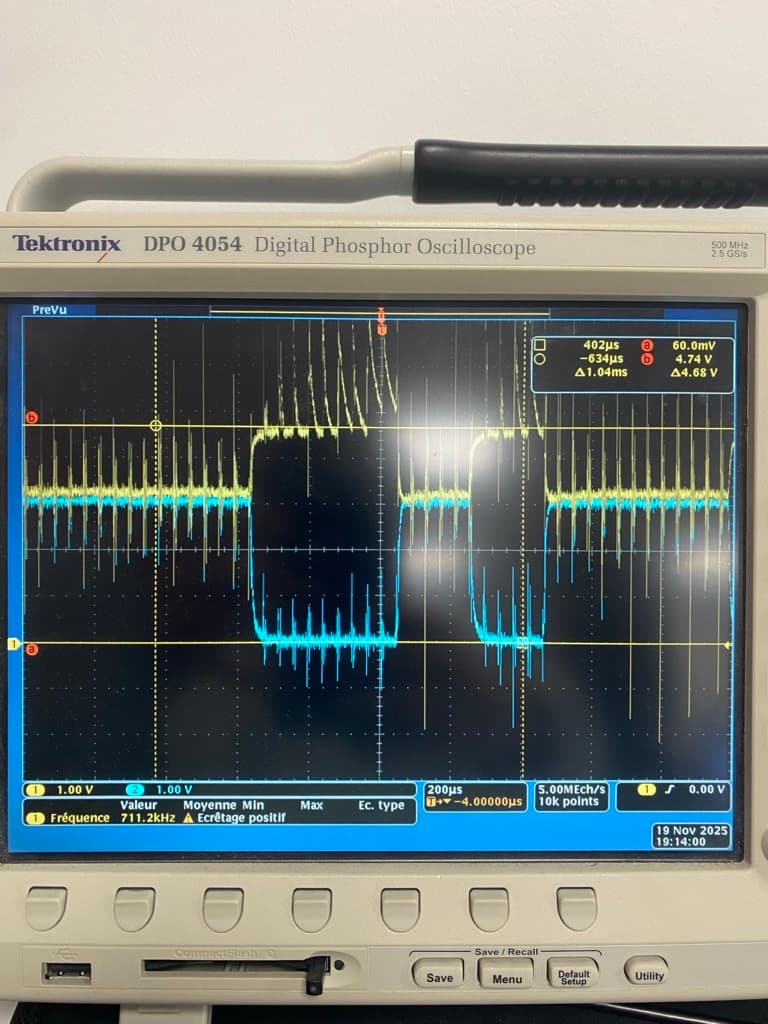 Oscilloscope capture of the RS-485 pair disturbed by repetitive high-frequency spikes