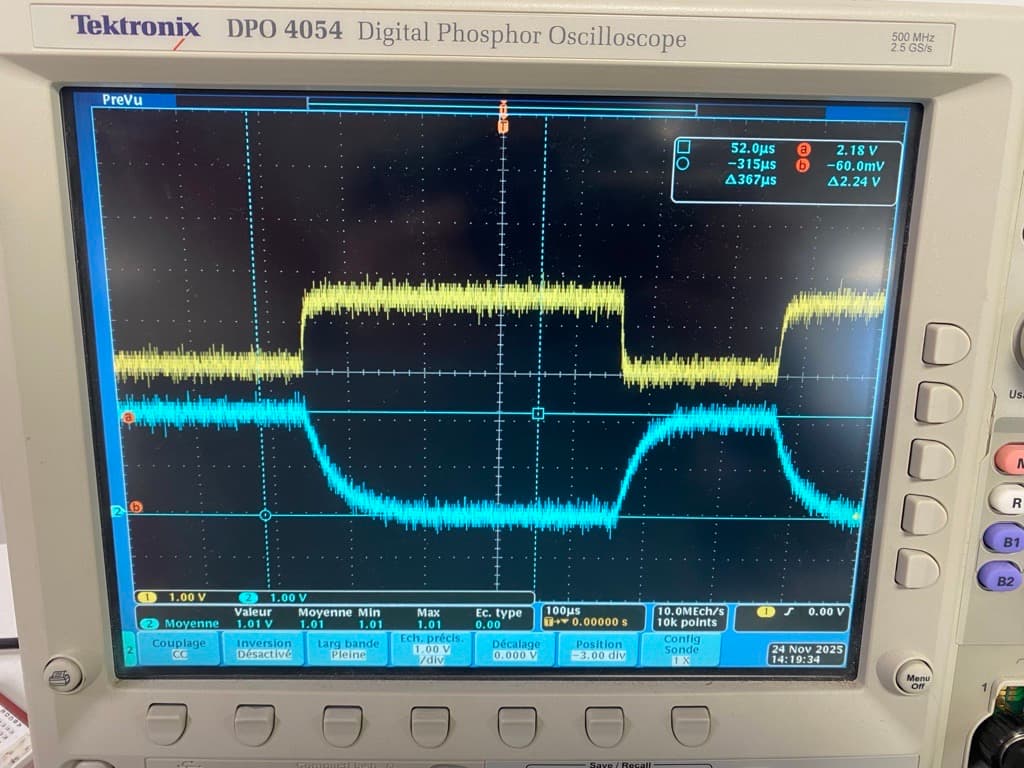 Oscilloscope capture of the RS-485 communication after filtering